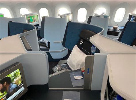 klm 787 10 business class review.